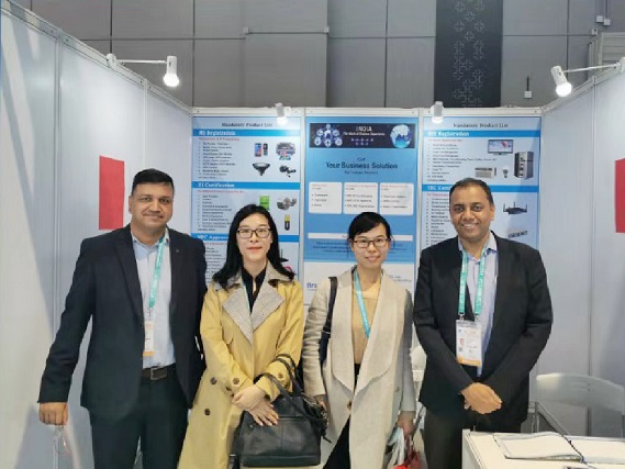 China International Import Expo 2019 - A photograph with visitors