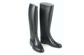 Unlined moulded rubber boots